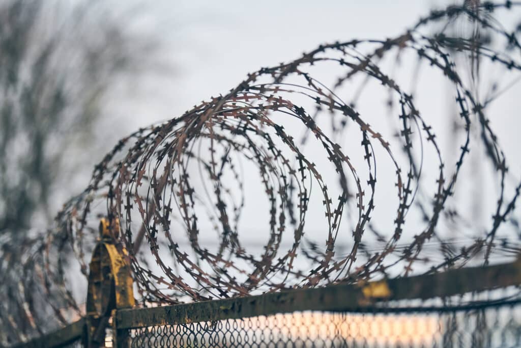 Trump quiere detener a inmigrantes en Guantánamo