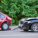 Accidente de tránsito entre dos autos
