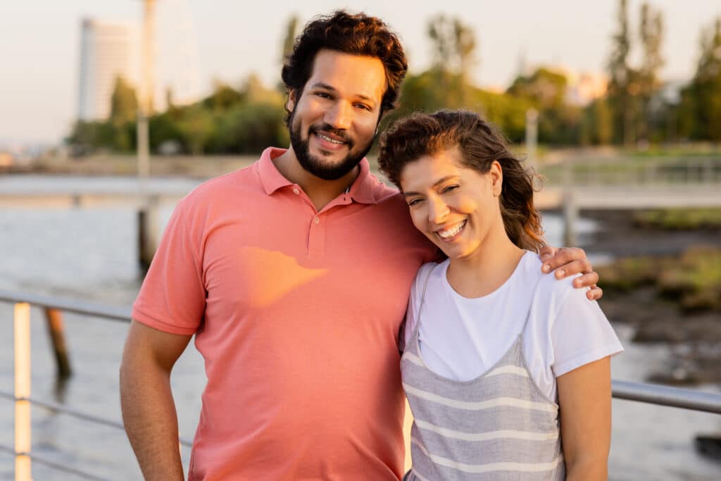 Asilo y permiso de trabajo: El caso real de Juan y Patricia