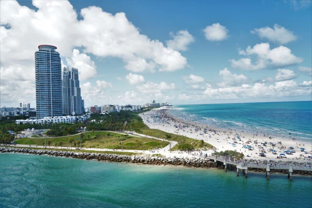 Florida aprueba las leyes antiinmigrantes más duras del país
