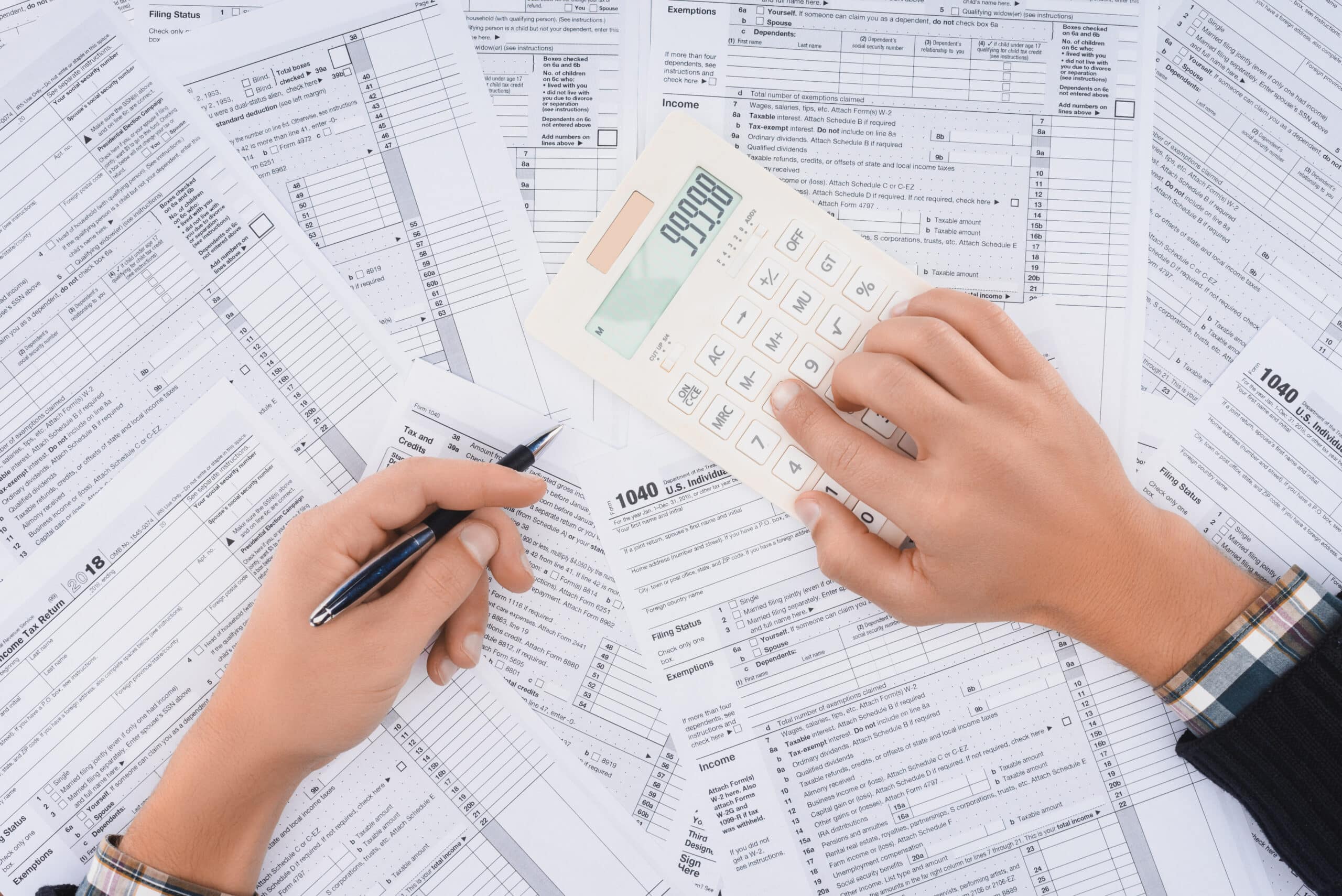 No tengo papeles: ¿debo pagar impuestos?