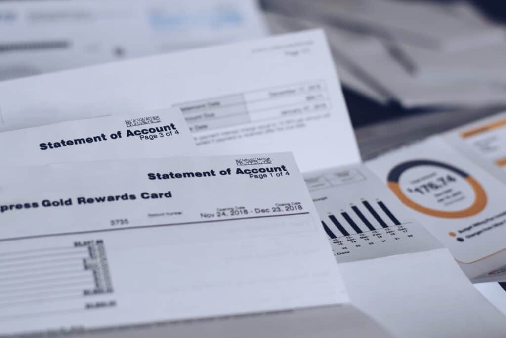 Los estados de cuenta bancarios son evidencia de solvencia economica para la visa de turismo