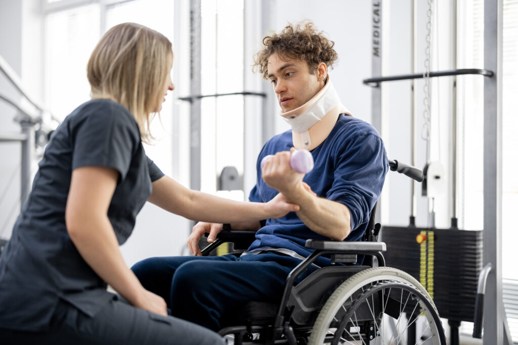 Los gastos médicos ante un accidente incluyen rehabilitacion
