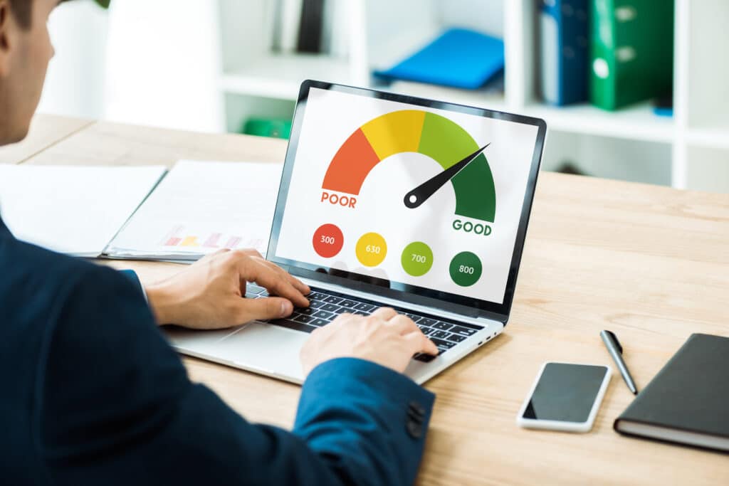 Hay que controlar los reportes de credito para detectar errores que puedan impactar en el score de credito