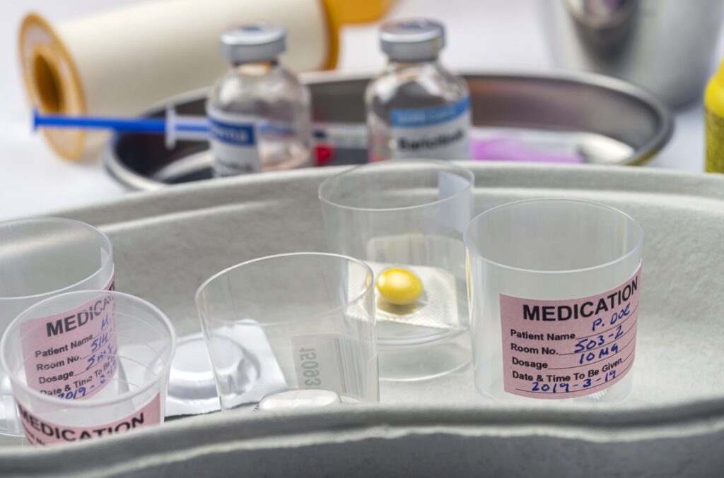 en la mala praxis médica la responsabilidad puede recaer con la empresa farmaceutica
