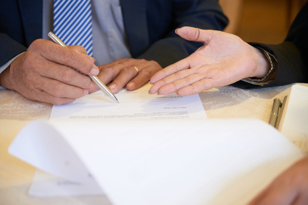 Cuando contratas a un abogado firmas un acuerdo de representación