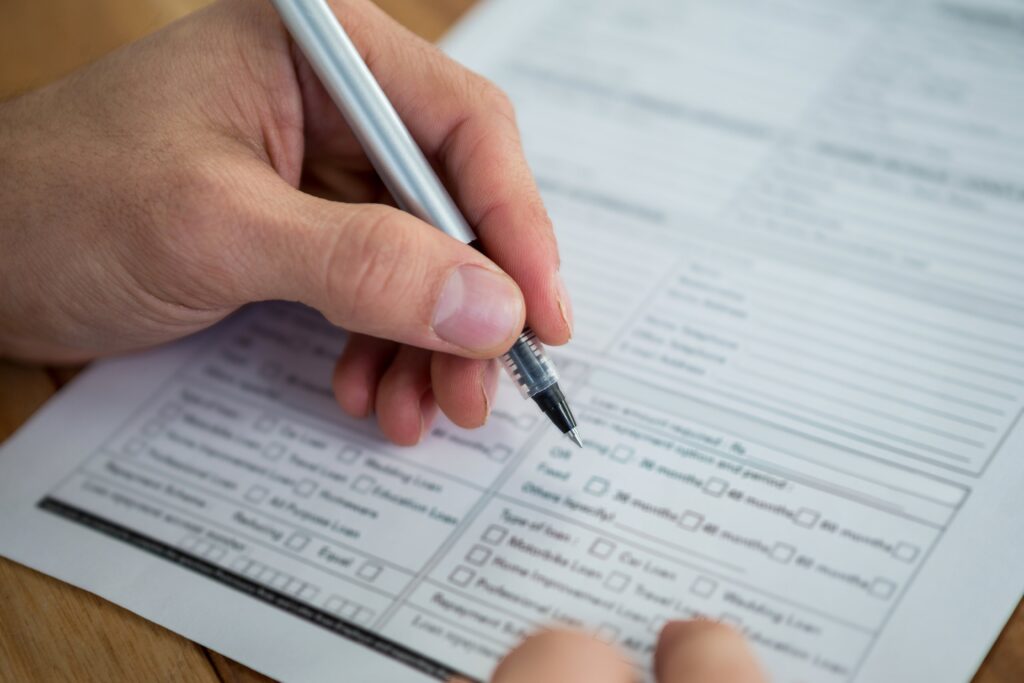 Es importante completar los formularios de inmigracion de forma legible