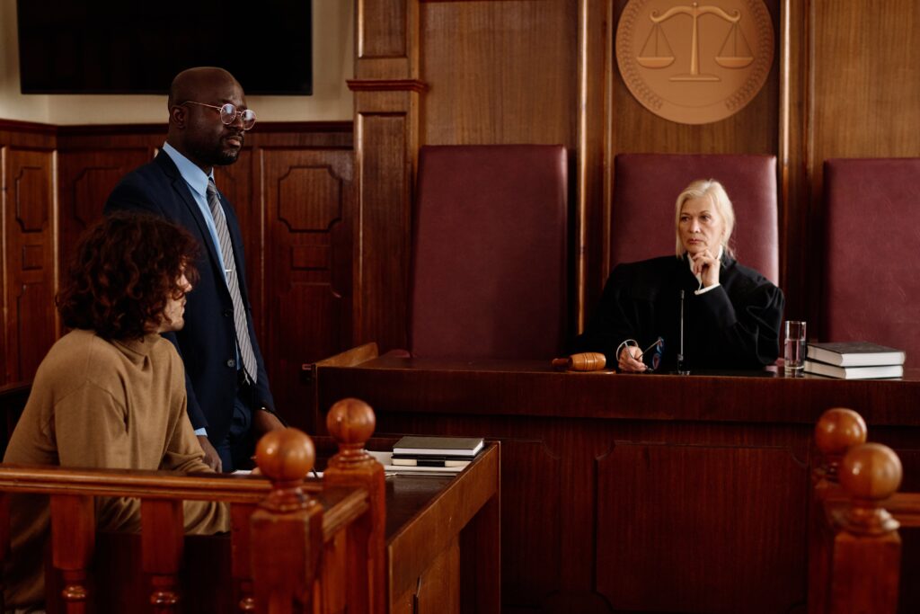 Algunas cortes son más difíciles para el asilo