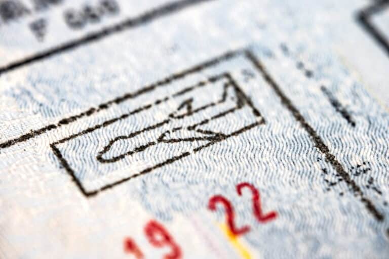 Mi visa expiró mientras estaba en USA