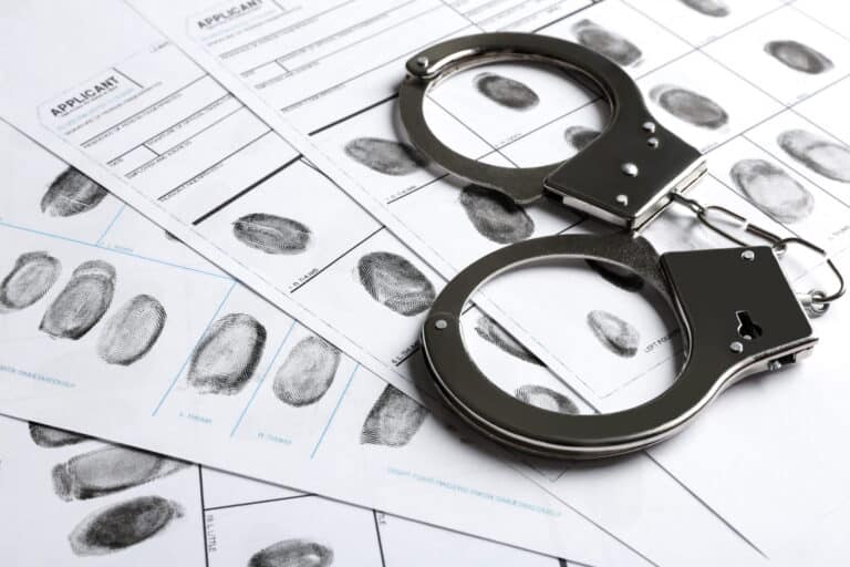 Cancelación de antecedentes criminales