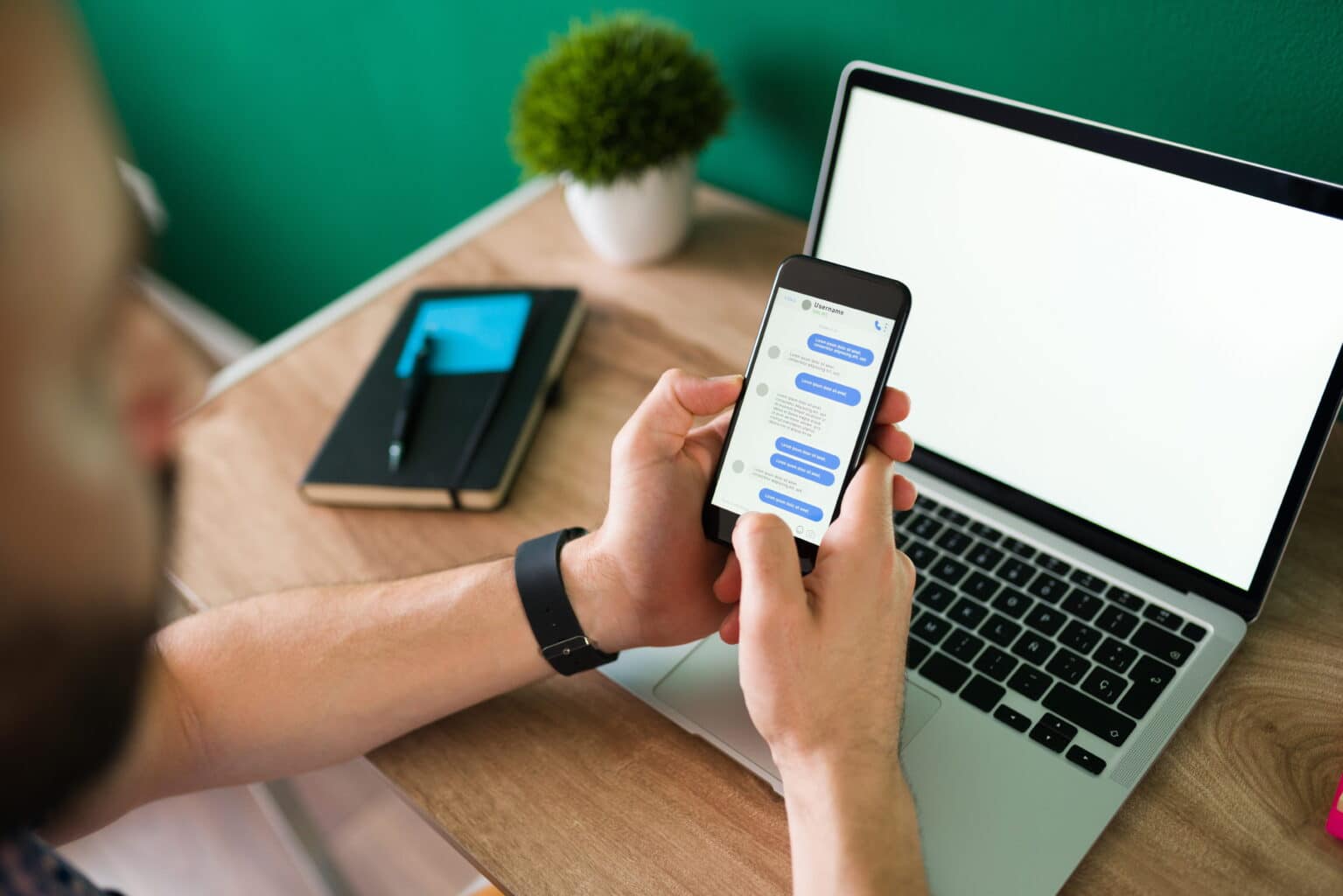 Mensajes de texto como evidencia para casos de asilo
